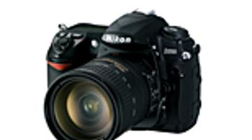 주목 받는 카메라 NIKON D200