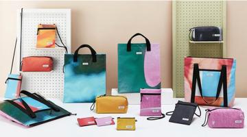 현대백화점, 현수막 재활용 ‘업사이클 패션 가방’ 출시